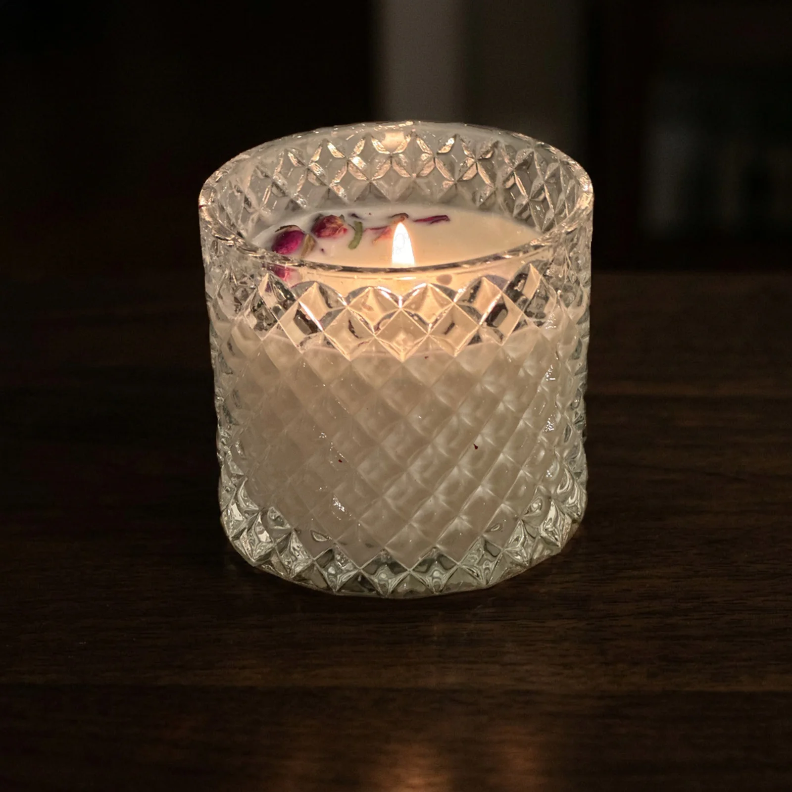 after: unbranded product in the candlelight only scene preset